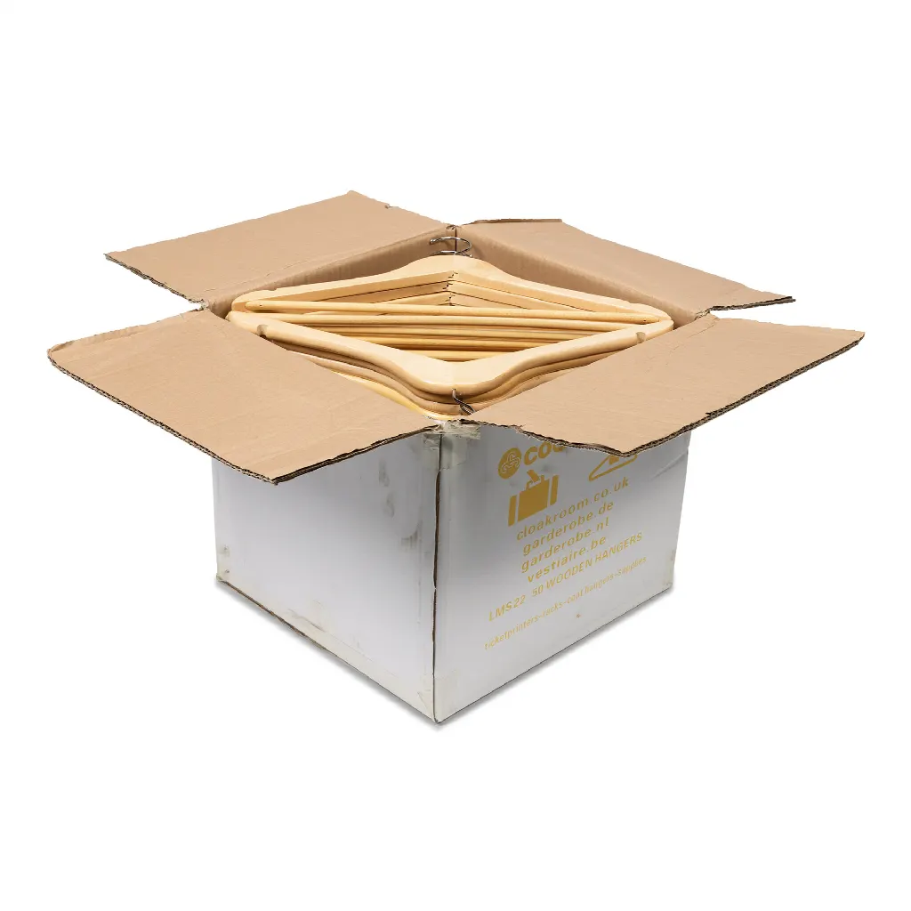 50 cintres en bois